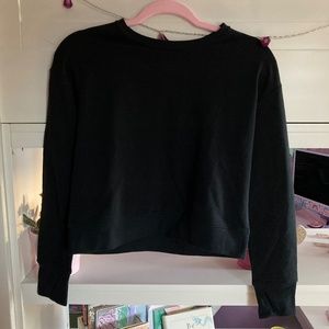 🌸3/$30🌸 NWOT All In Motion Girls' Black Cropped Sweatshirt